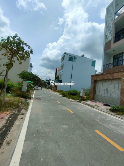 BÁN ĐẤT GẤP 70M2 MT Đ. VĨNH LỘC - BÌNH CHÁNH, 950TR , SHR- CÔNG CHỨNG SANG TÊN NGAY